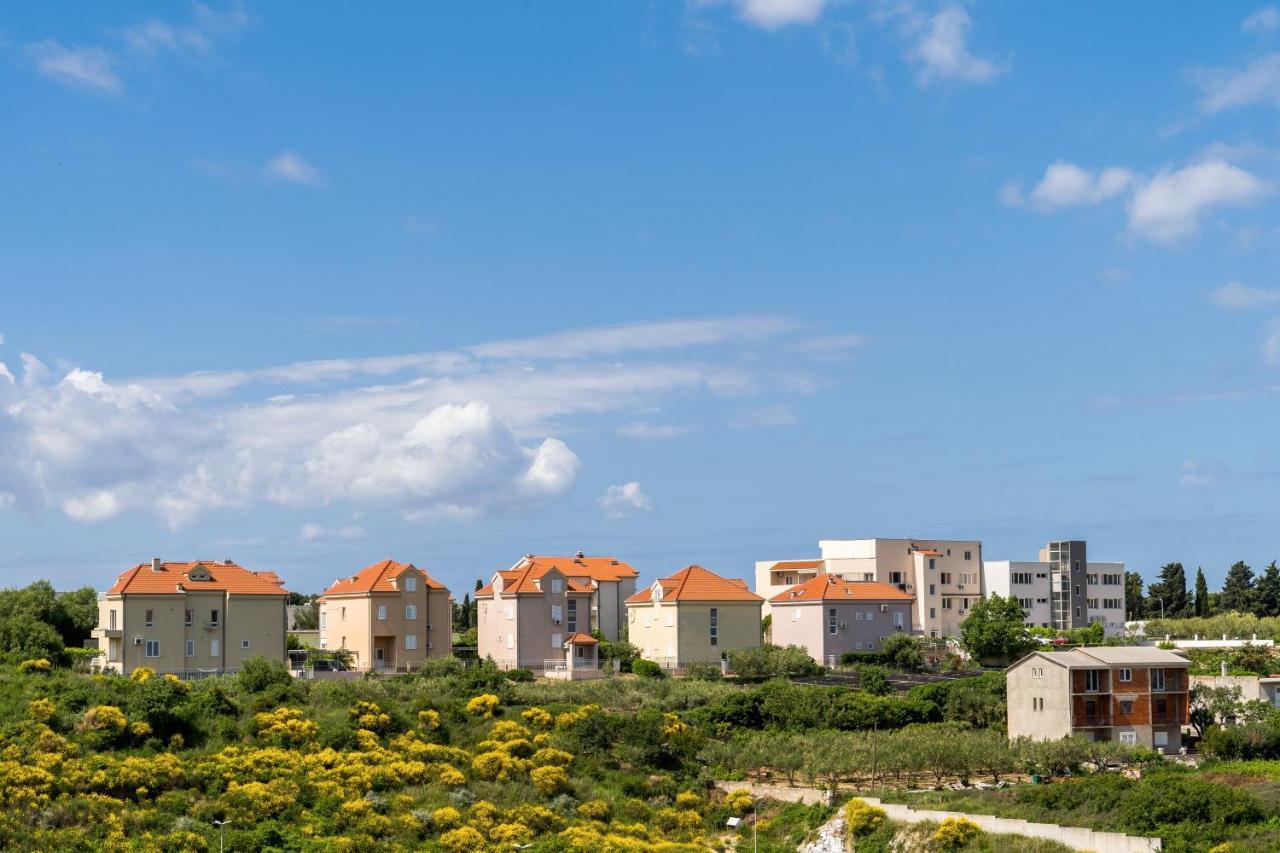 Modern Apartments Sirobuja Split Eksteriør billede